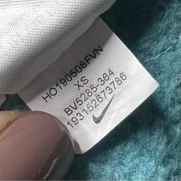 Nike Therma Fleece Funnel Neck Pullover Sweatshirt in Teal Blue - Picture 10 of 10